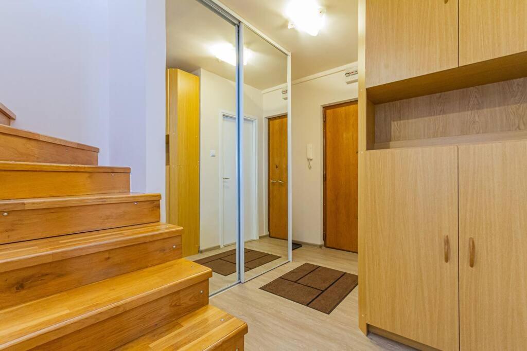 Roomy Apartment 80Sqm At City Center Free Parking Space, Ac & Balcony Budapest Exterior foto
