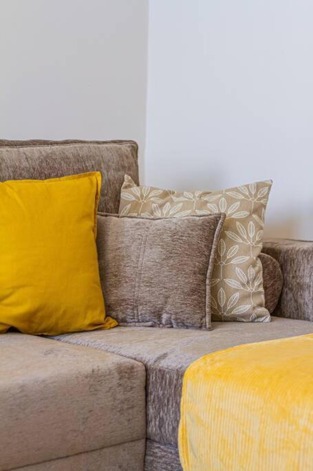 Roomy Apartment 80Sqm At City Center Free Parking Space, Ac & Balcony Budapest Exterior foto